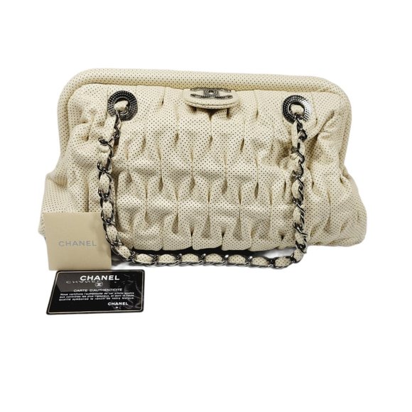 Chanel Cream Top Clasp Bag - Picture 10 of 12